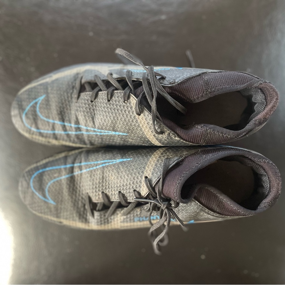 Women’s Black and Blue Soccer Cleats